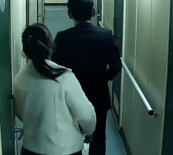 男子推妻入海为骗保,事后还在酒店招嫖,已被依法执行死刑!