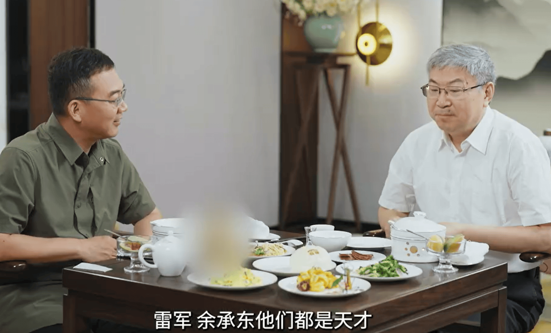 尹同月直播吸取经验！雷军和余承东经常出爆品