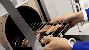 中国航天员不吃预制菜了，他们在太空烤鸡翅！