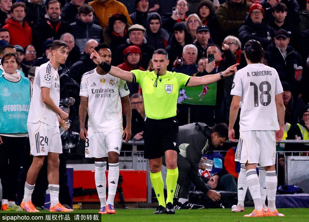 索博斯洛伊的胜利宣言：安菲尔德的魔力与欧冠的荣耀