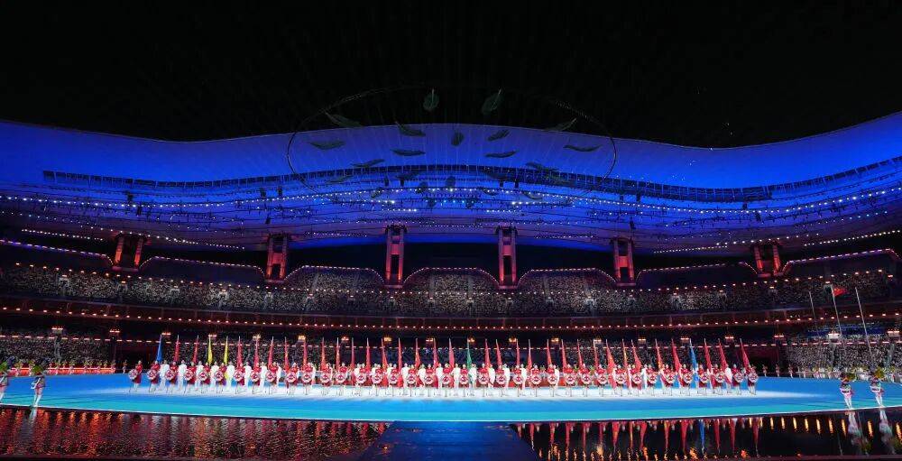 张张精彩！新华社出图