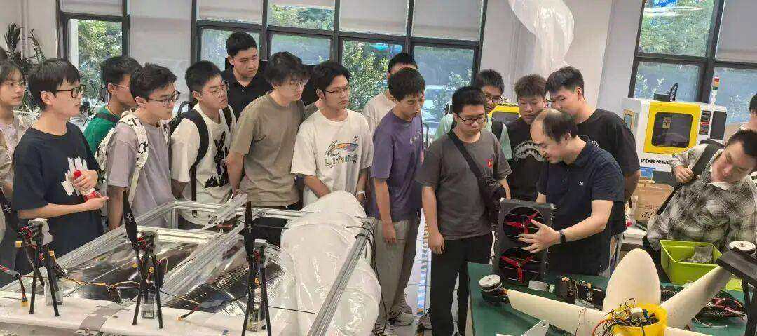 北京多所高校专业上新“开山弟子”得“多宝体育- 多宝体育官方网站- APP下载啃硬骨头”