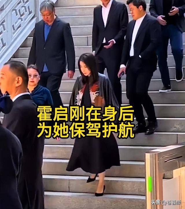 霍震霆没想到,44岁儿媳郭晶晶再次官宣喜讯,让整个阔太圈沉默了