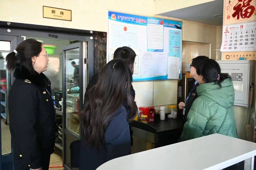 苏尼特右旗市场监督管理局创新 "随机查餐厅" 多方协同守护舌尖安全