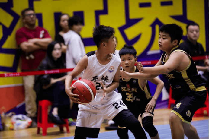 CBA盘口与数据深度__今日CBA盘口分析·大小分策略·球队档案2025年海南省青少年篮球联赛举行