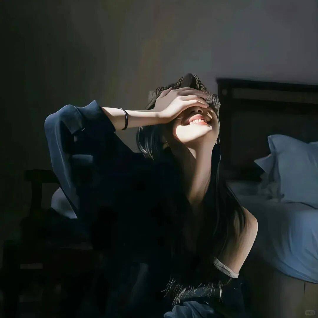 女生头像简单又高级的头像