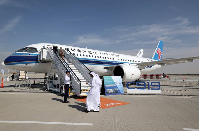 C919亮相迪拜上空，空客、波音发声