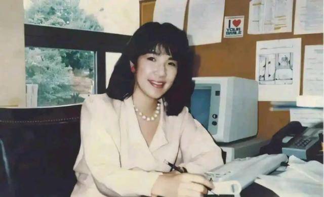 深挖 | 骑摩托、玩摇滚、猜拳赢了让老公跟自己姓……高市早苗,要多野有多野!