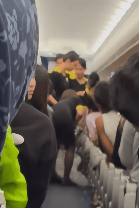 突发异常气味！航班遭遇紧急火情事件