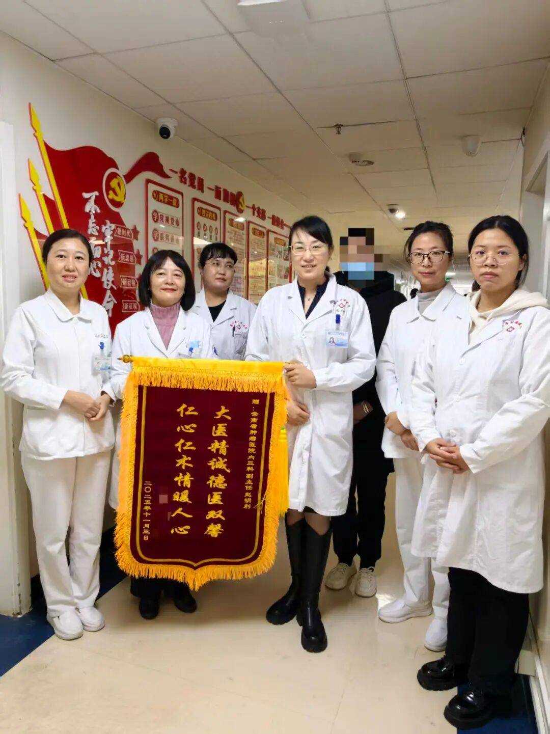 北京大学肿瘤医院检查陪护加挂号老人就医全程照料，每一步都安稳的简单介绍