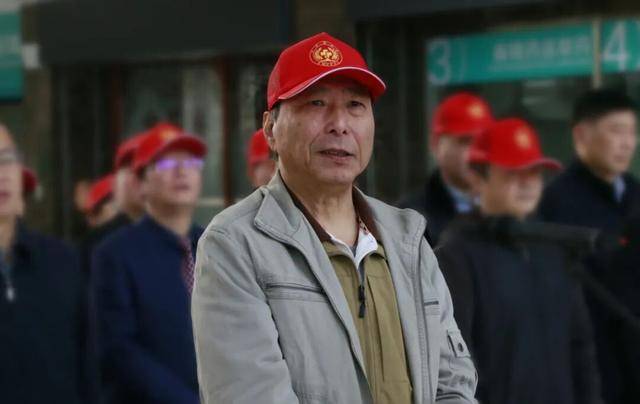 沪赣医促会九江工作部部长刘炳坤代表专家团发言