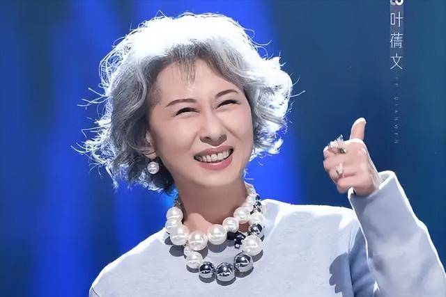 周润发没想到，叶倩文香港火灾后的一个举动，将他最后的体面撕碎