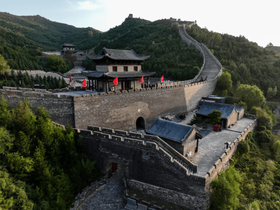 长城一号旅游公路:千年烽燧廊道品读长城千年风华 长城一号旅游公路:千年烽燧廊道品读长城千年风华