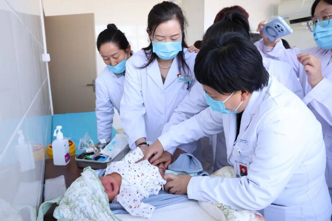 关于地坛医院住院办理陪诊挂号儿童就医哭闹全程安抚，诊疗过程更顺利的信息