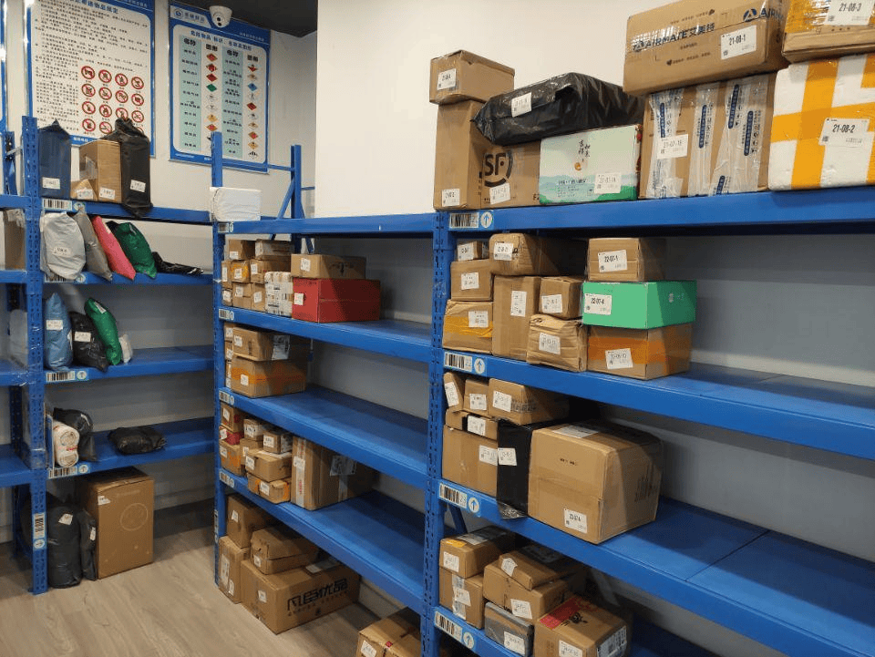 年赚20万的疾递驿站今朝靠让渡续命