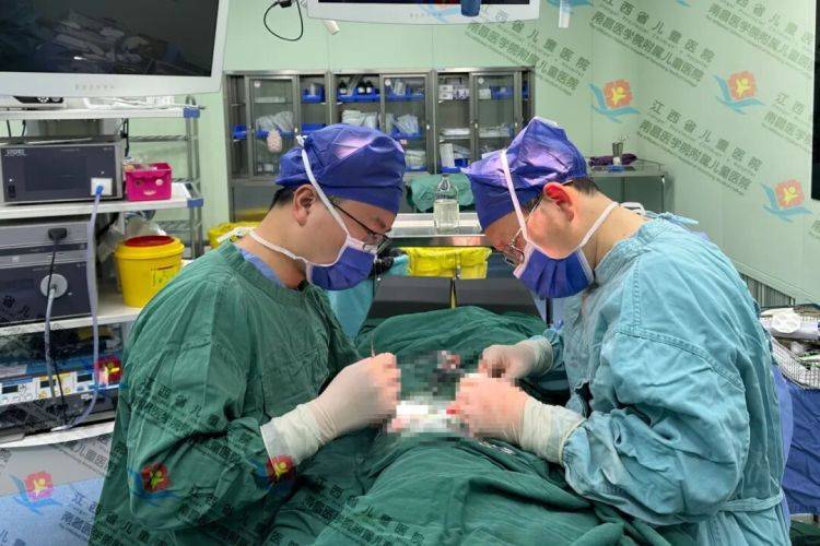 10岁男童性早熟，原因曝光，家长赶紧自查