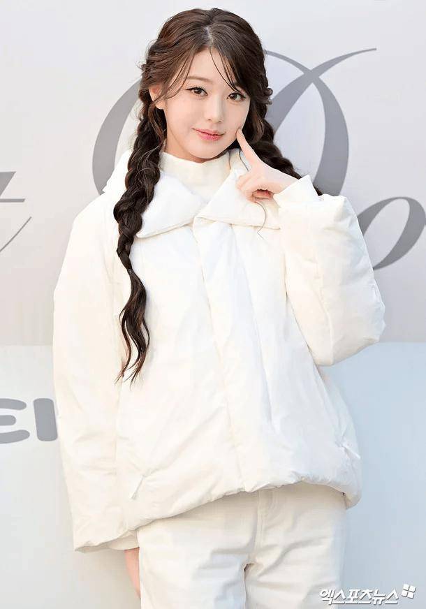 “137亿豪宅”顶级女爱豆，与“亿级礼物应援”划清界限：心意收下，礼物请回 插图1