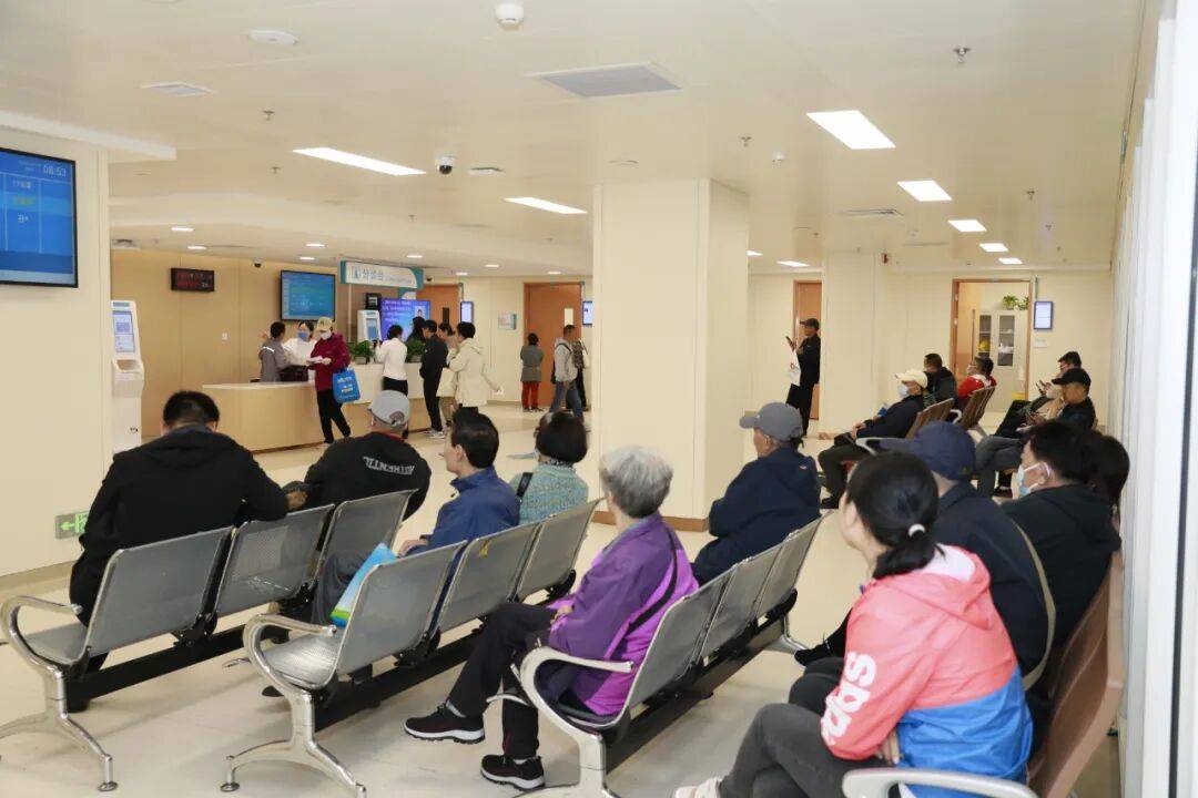 包含北京大学首钢医院预约挂号陪诊一体检查项目提前预约，到院直接做的词条