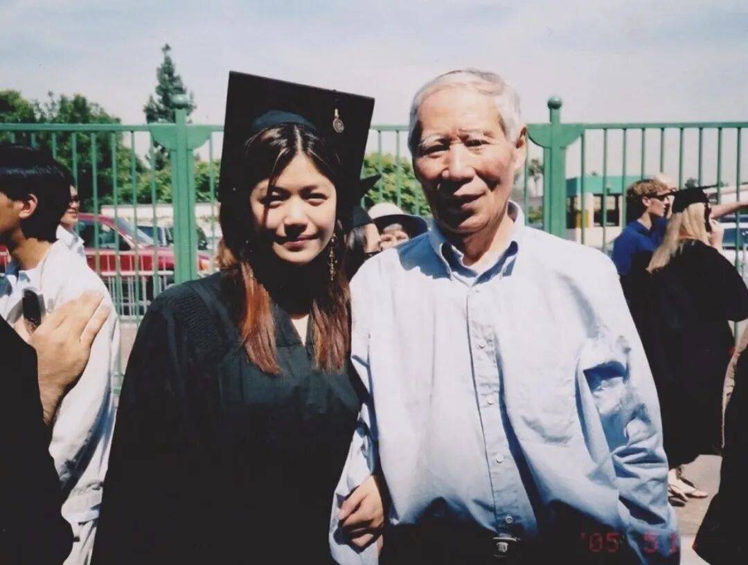 陈妍希这婚,离晚了