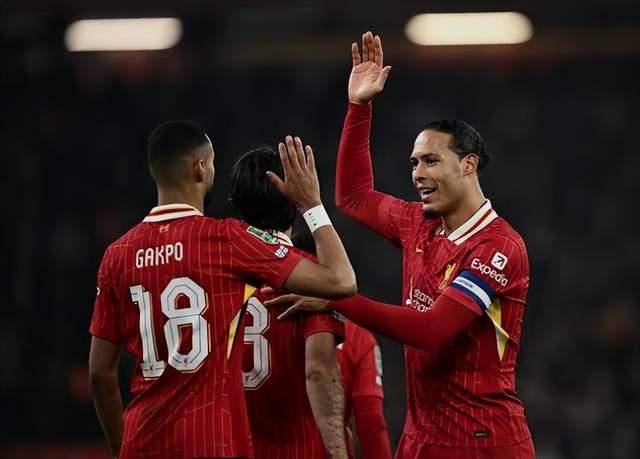 凌晨1点30 英超19亿对决!预定对攻大战:利物浦剑指4连杀