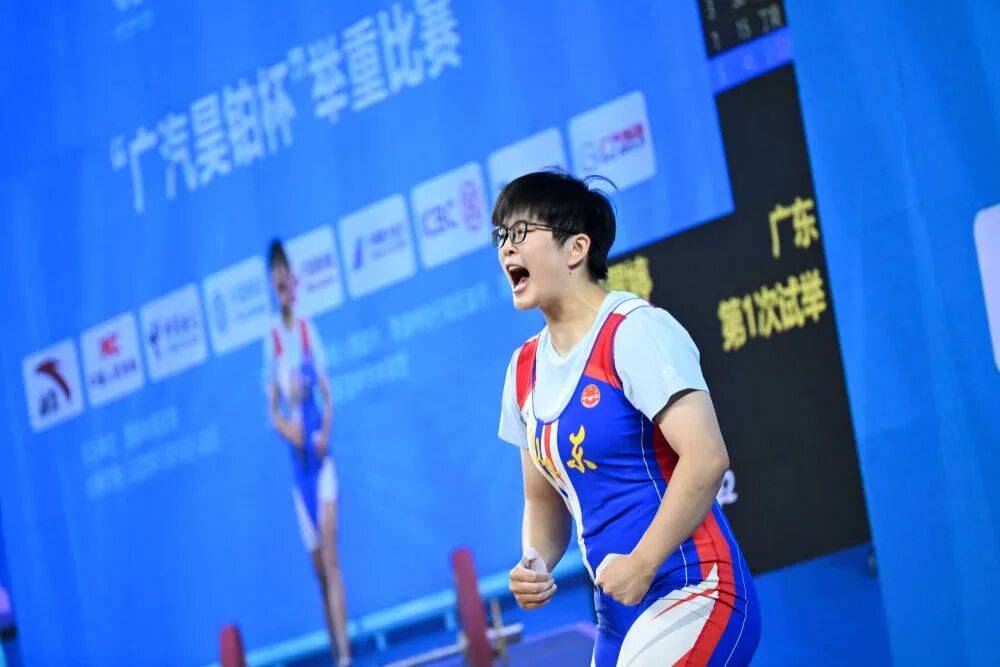 体育育出消费新引擎——“体育深化改革新气象”组稿之二