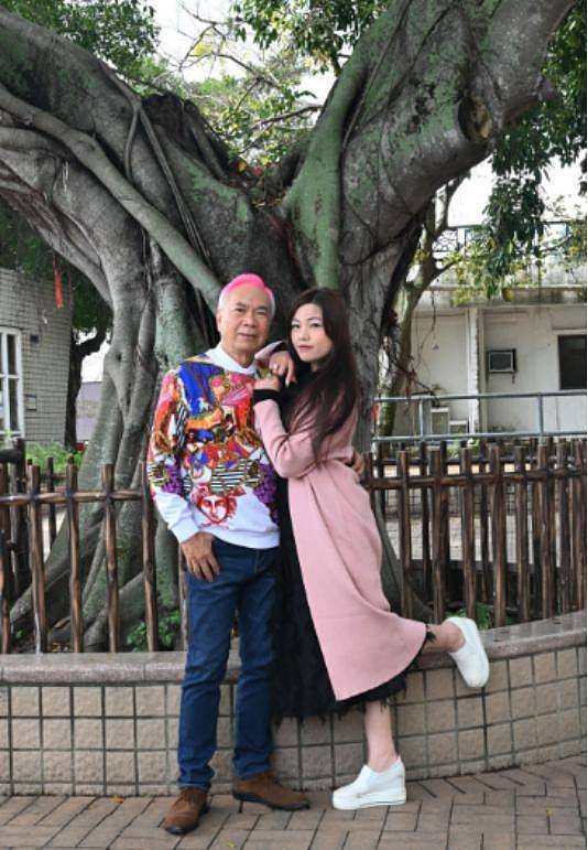 香港知名“爷孙恋”已玩完？女方被曝未离婚（组图） - 1