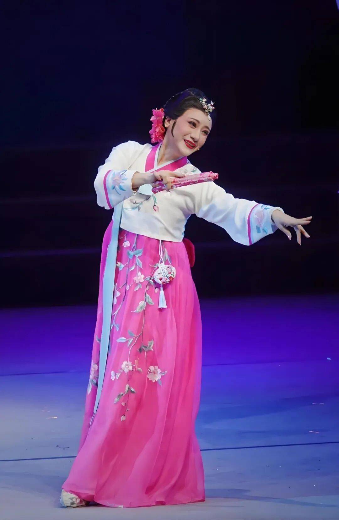 "大咖vs青年"特辑 对话王志萍:妙在"似"与"不似"之间