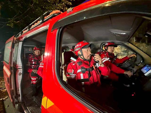 推剪握温情救援显担当平博体育- 平博体育官网- APP下载