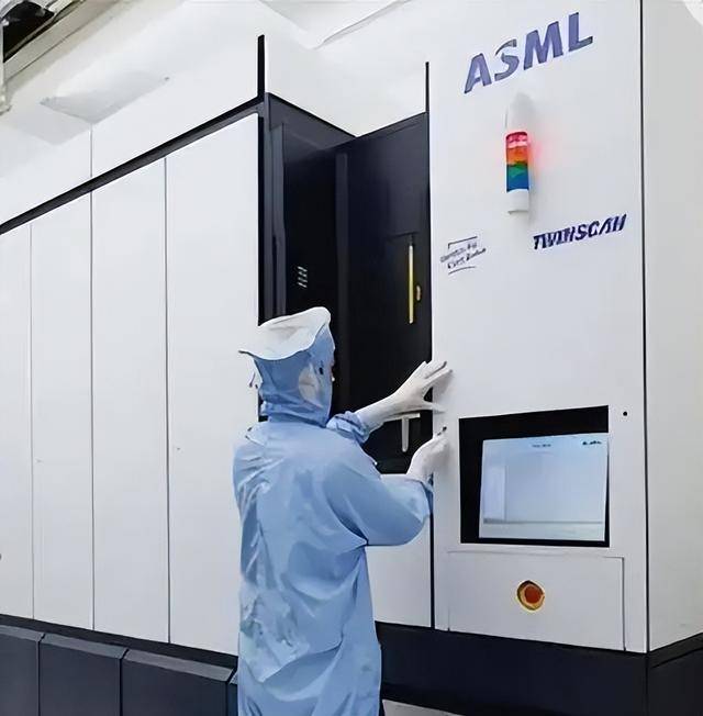 原创             欧美芯片企业严重警告！若中国再敢降价，世界芯片产业或将被毁灭