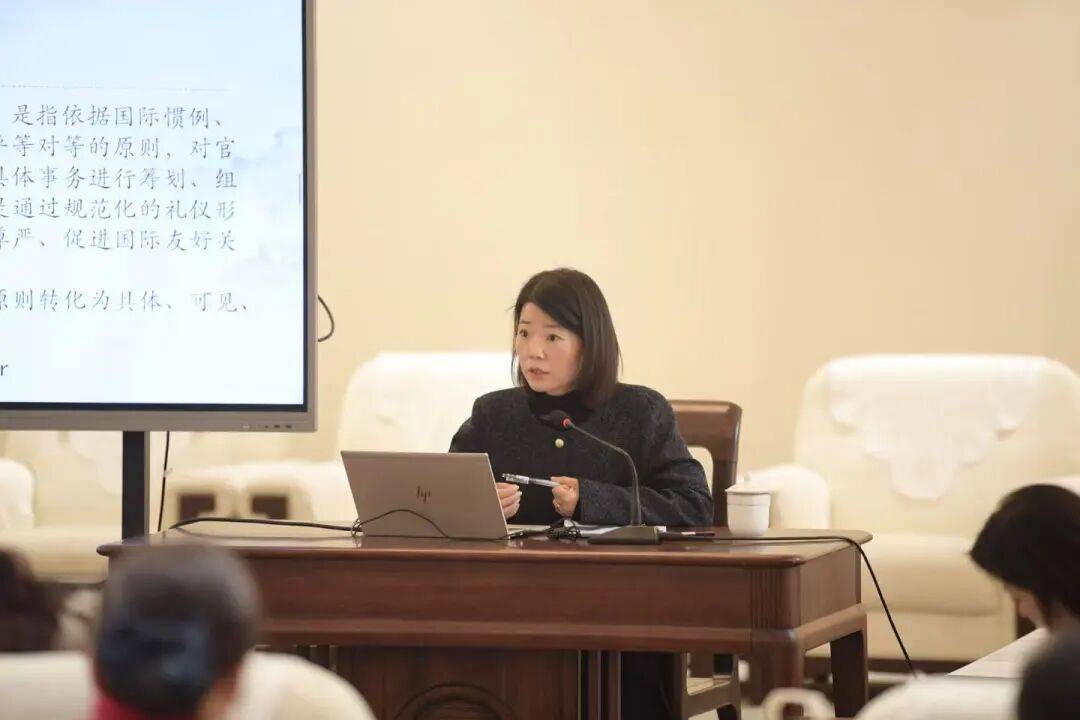 培训 | 外事接待礼宾礼仪及秦陵秦俑文物科技保护与科技考古概览——疑问与解析_工作