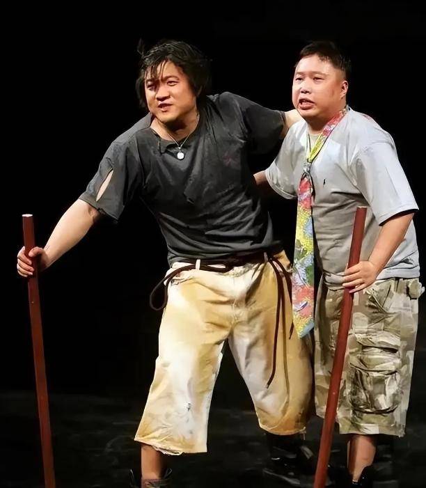 曾暗恋过梅婷,被长相耽误多年的陈明昊,靠《小城大事》再次翻红