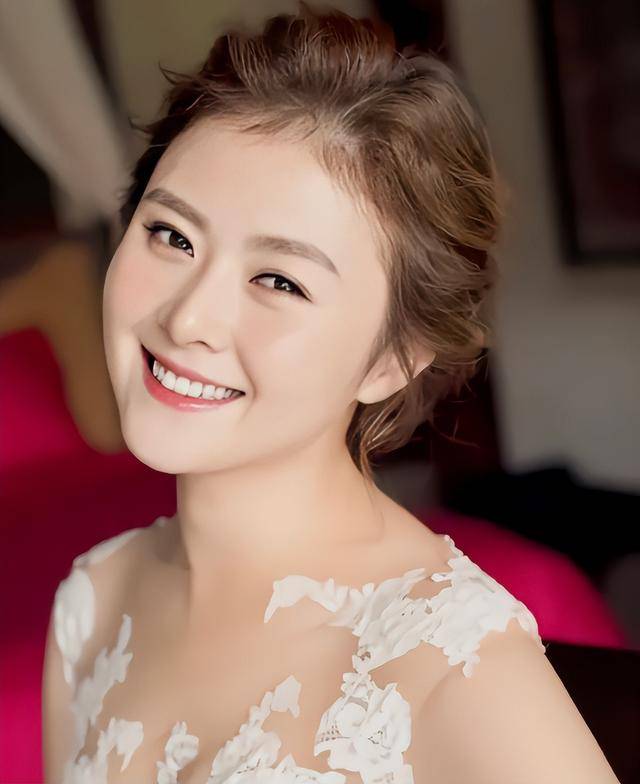 沈腾背后的女人王琦,12年情路熬成婆,如今瘦身有成但“秃”了_腾哥_马丽_女士