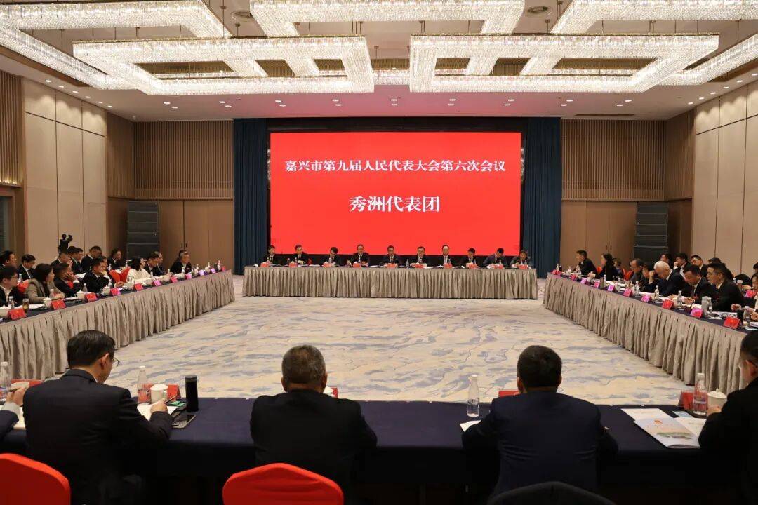 直通市两会 | 张锡锋:加快建设港产城融合先行地、“两新”融合示范地、城乡融合样板地!_发展_城市群_时期