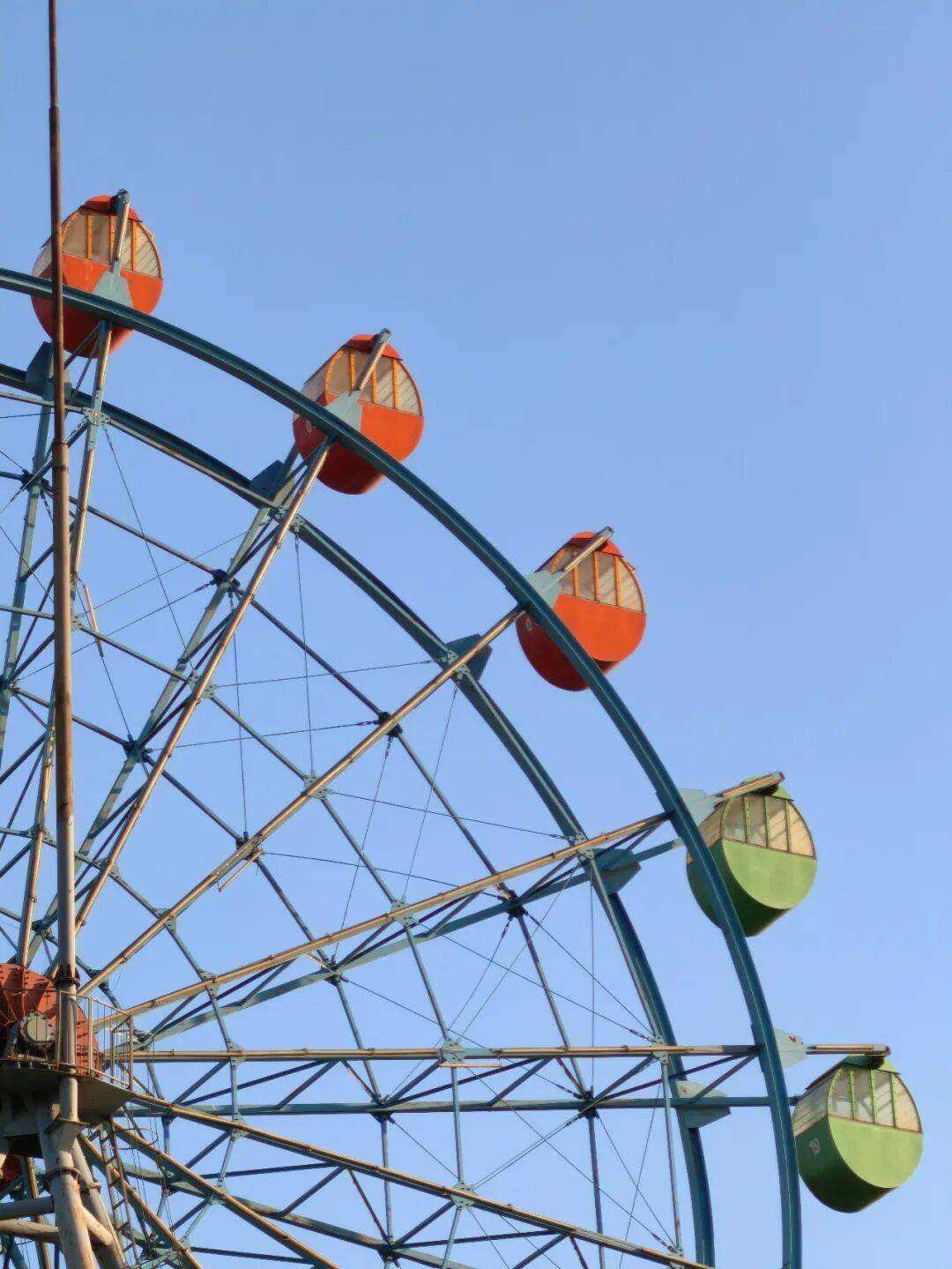 代表安卓出战？荣耀能抢到 iPhone Air 的风头吗？