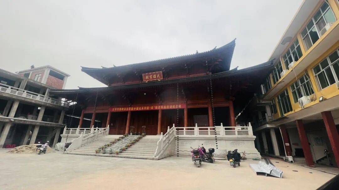 八百多年镇安寺修缮竣工 文脉永续焕新颜-龙港新陡门古寺重光,非遗传承与禅修文化相映成辉_工程_藤轩