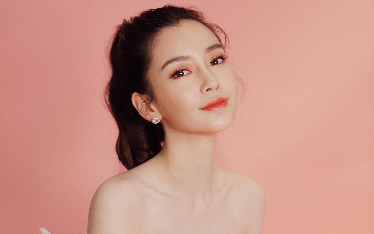 原创            封杀三年后复出？全网喊话Baby重回综艺！