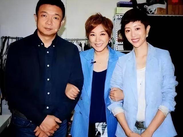 她是上海人民的骄傲，嫁大12岁恩师为妻，如今丈夫已是北影院长