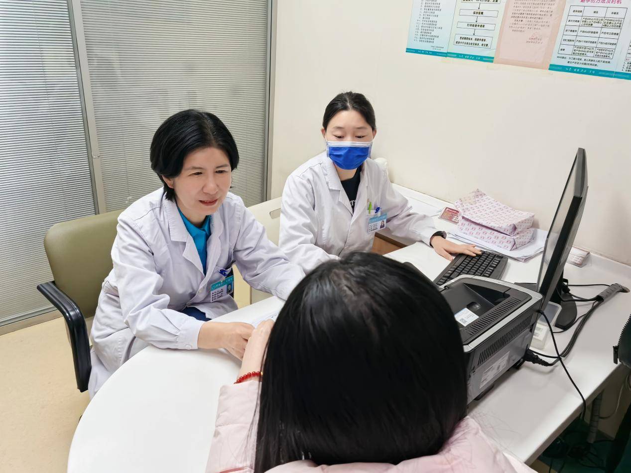 两会“健”谈 河南省政协委员王悦：为医防融合开方