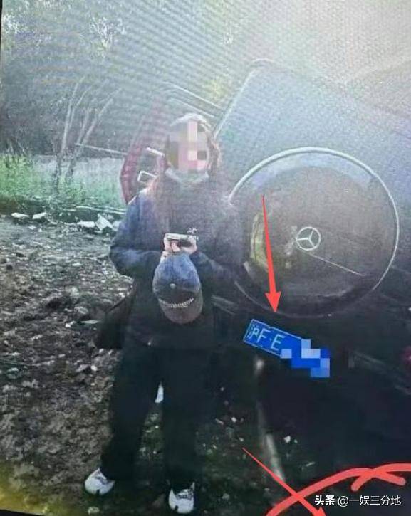 金晨晒满脸血迹的照片道歉,逃逸事件真相大白,却坐实另一个丑闻