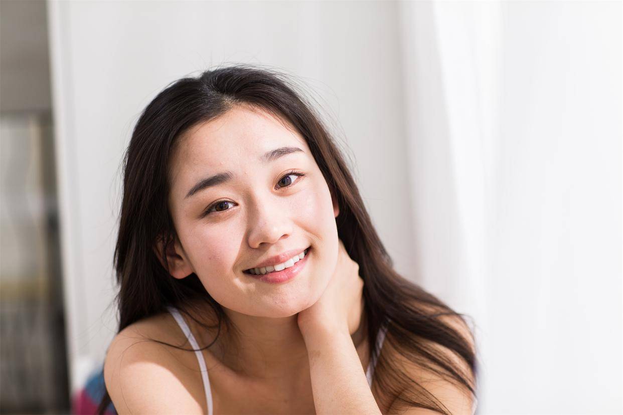 薇钱包关联小贷公司的马甲游戏 多个APP