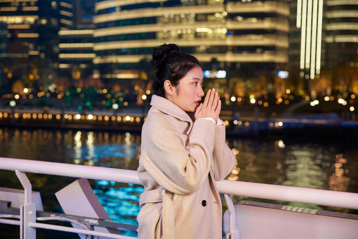 百元洗衣液的百亿资金游戏：顶俏生物&quot