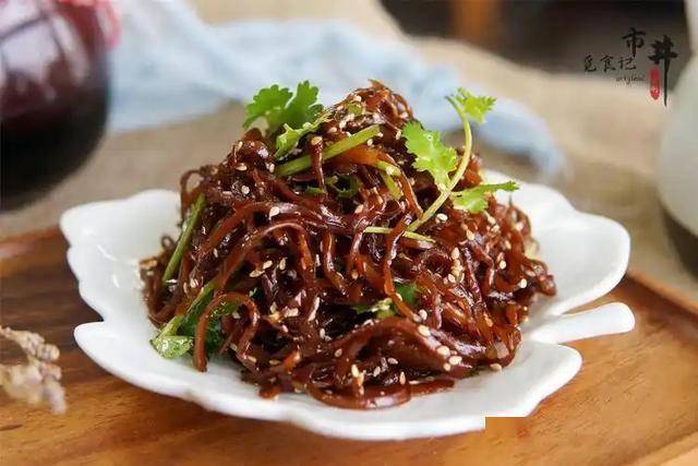 甘油三酯大户被揪出，医生建议：过了55岁，建议少吃这几种食物