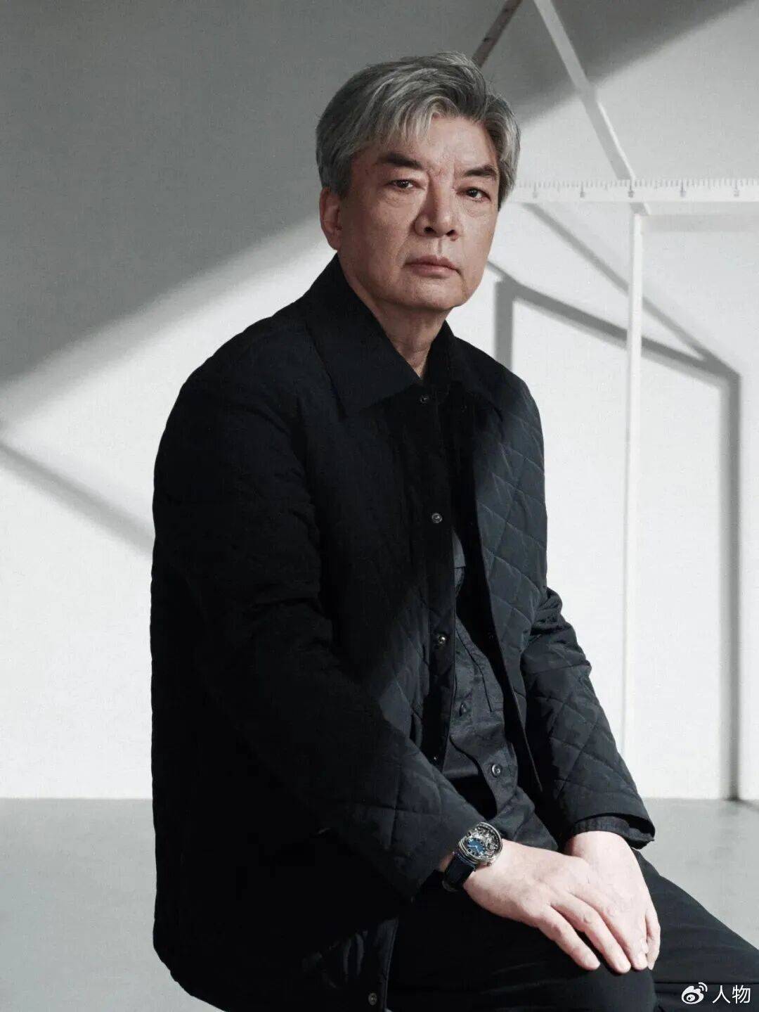 刘家琨入选《人物》2025年度面孔_单依纯_建筑_生活