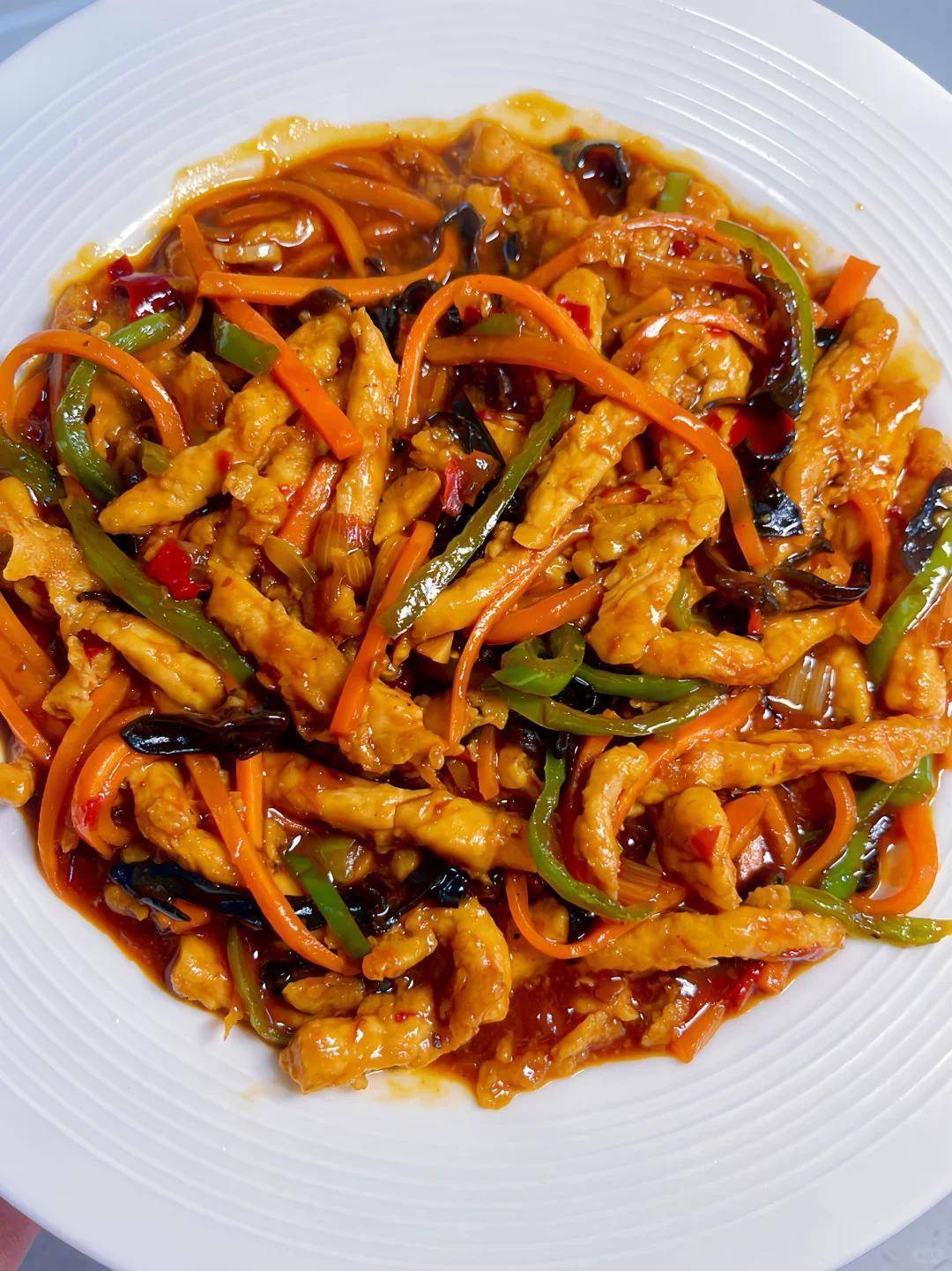 鱼香肉丝怎么炒才嫩？别再只会加糖了，这招才是餐厅味儿