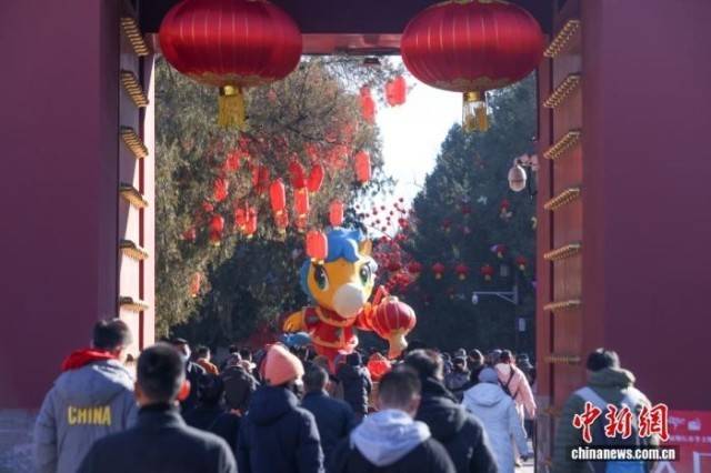 图片[3]-外媒聚焦：中国春节消费旺，世界同庆“中国年” -华闻时空