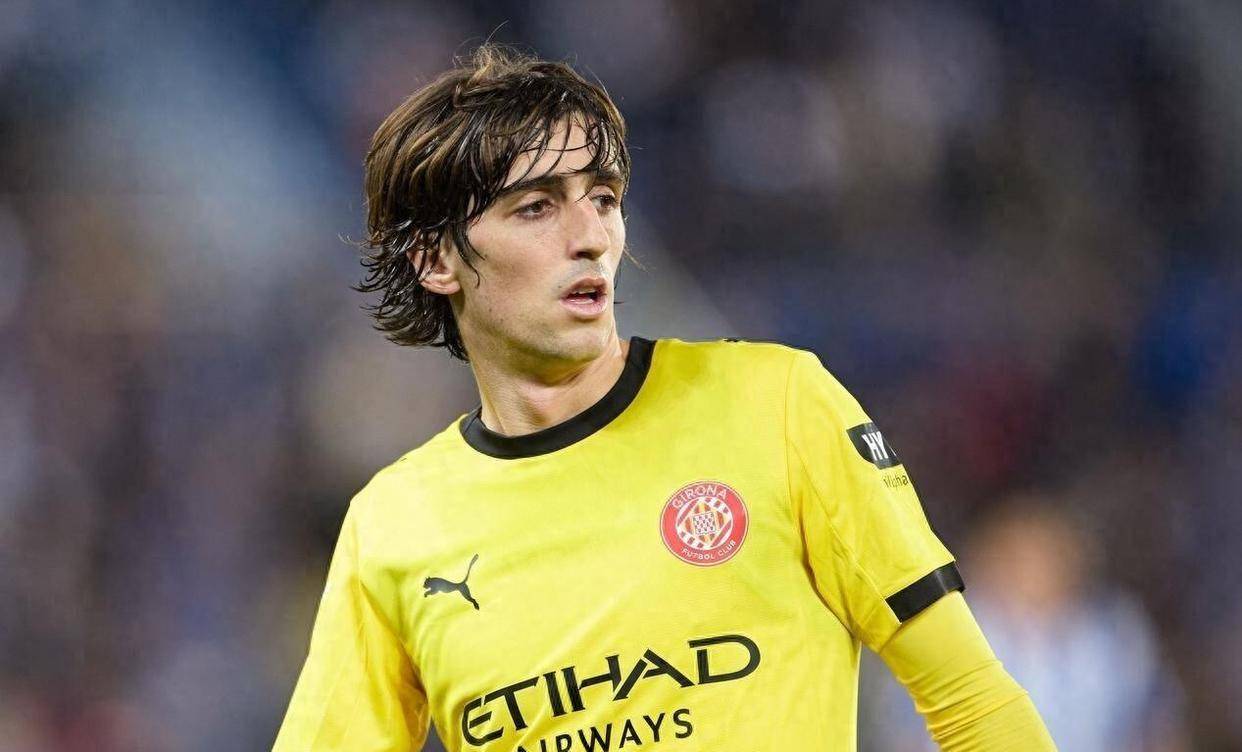 2-2,29岁阿根廷悍将双响炮,率队扳平赫罗纳,连续2轮西甲不败