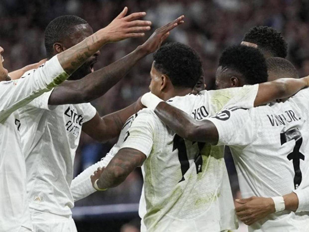 欧冠16强名单揭晓，三场焦点对决来袭，皇马大战曼城巴萨碰巴黎