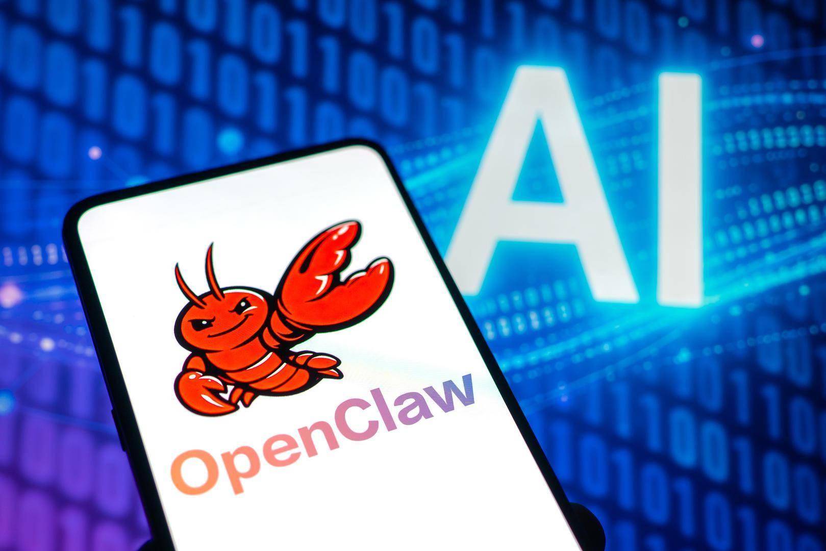 “龙虾”火上两会：姚劲波称员工开通约1000只“龙虾”，周鸿祎曾称其商业上还不够成熟