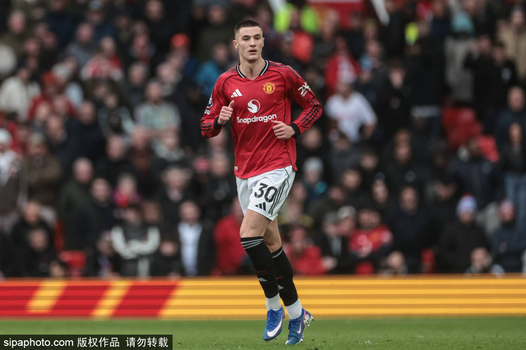 周薪 33 万镑!曼联锁定左路答案,比肖更强,风险更致命