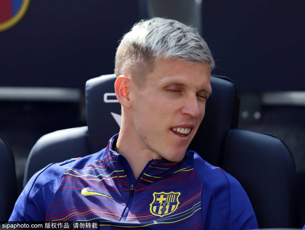 巴萨运营总监披露诺坎普“视线盲区”真相：短期难解，约翰·克鲁伊夫扩建为女足打开未来通道